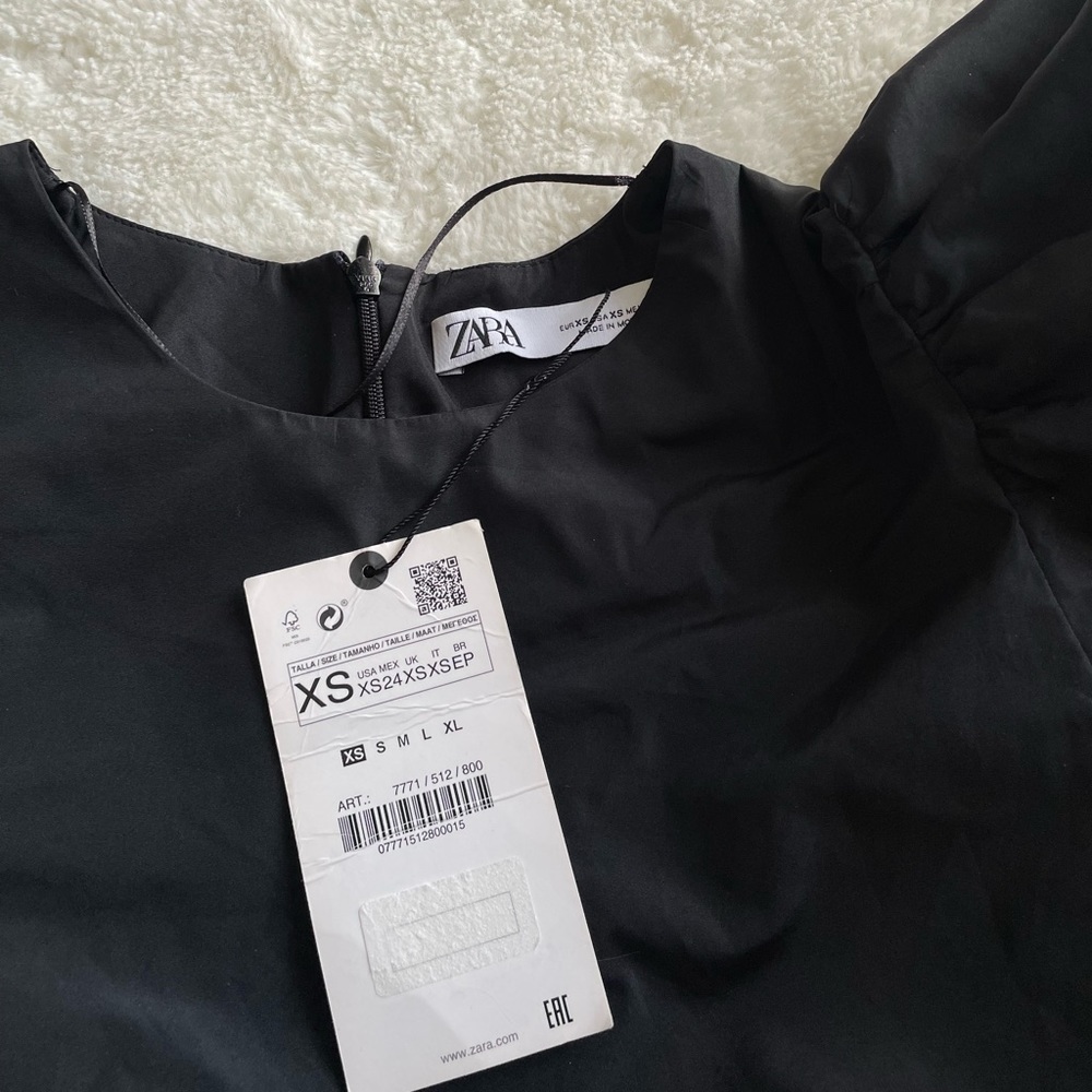 Zara Puffy Detailed Shoulder Blouse - Picture 4 of 5